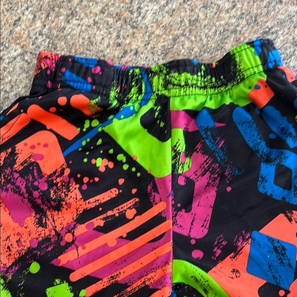 Nike neon graphic size small - Picture 3 of 6